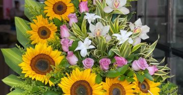Ramo girasoles y orquideas